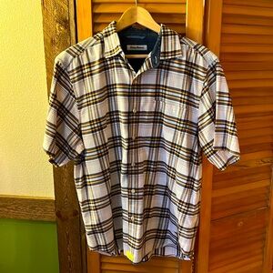 Tommy Bahama

Size: Men’s Medium 

Like New
Dry Cleaned